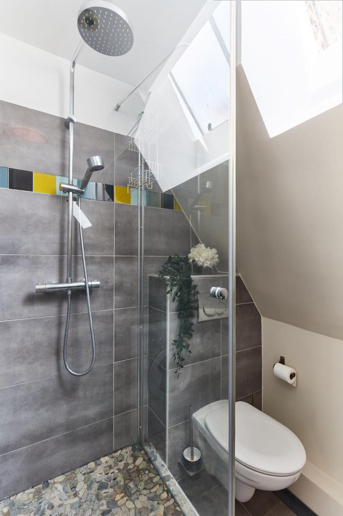 פריז Place Des Vosges - 1Br With Balcony - Cityapartmentstay מראה חיצוני תמונה