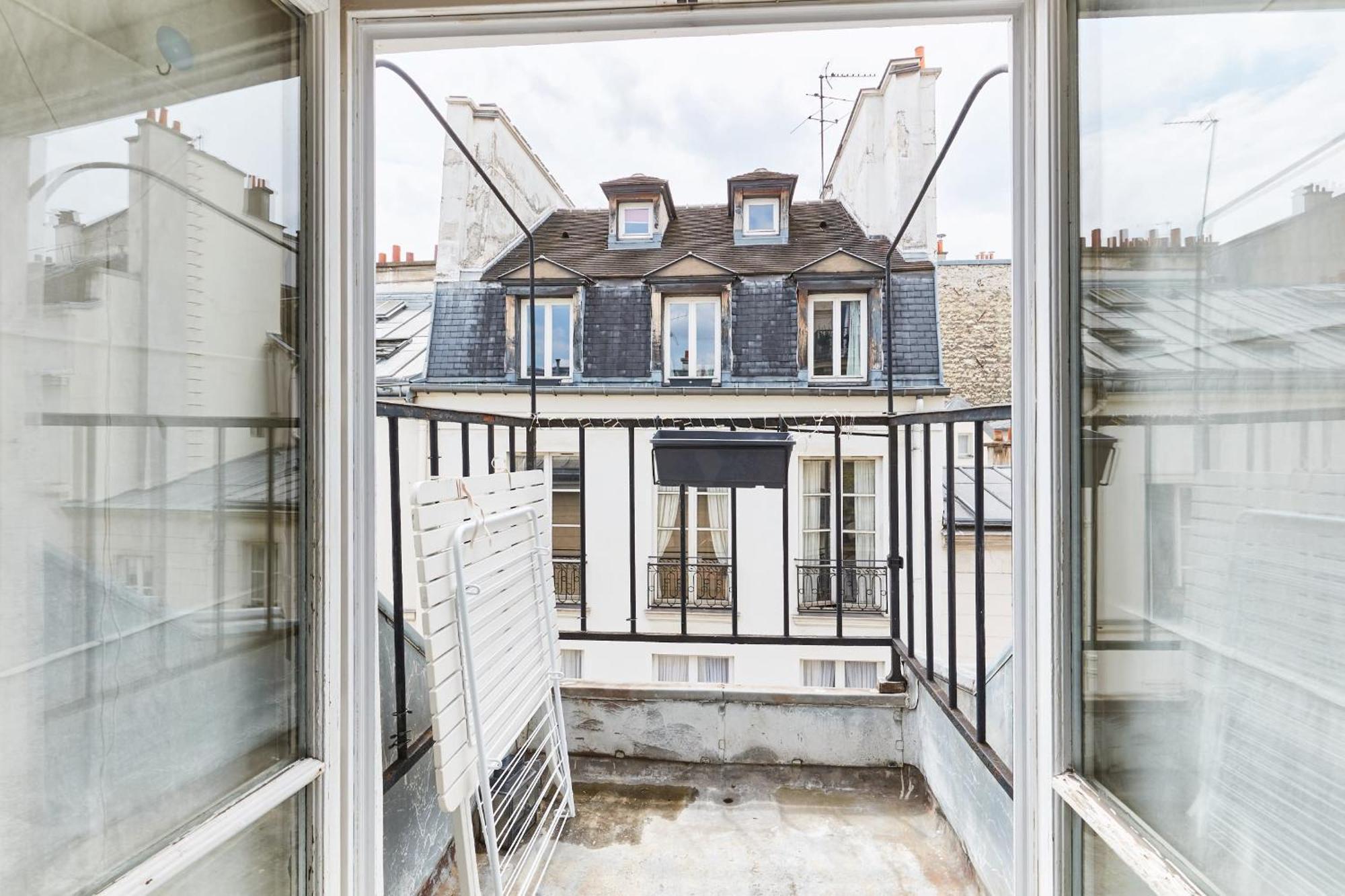 פריז Place Des Vosges - 1Br With Balcony - Cityapartmentstay מראה חיצוני תמונה